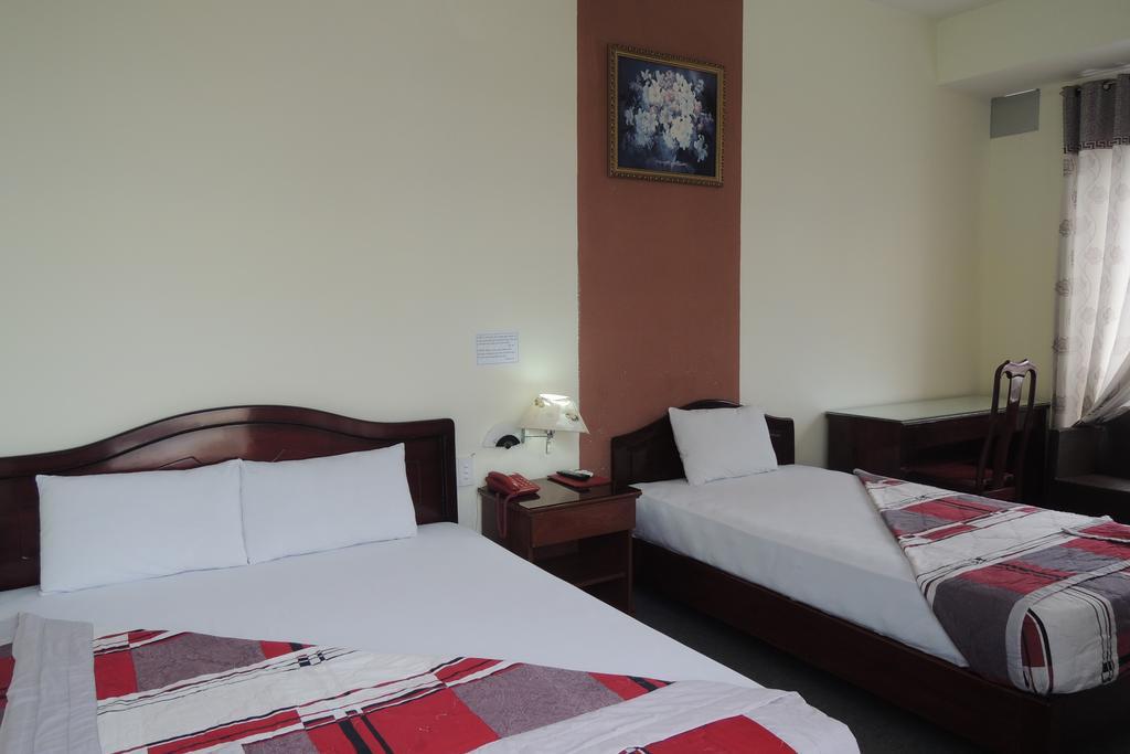 C30 Glory Hotel Να Τρανγκ Δωμάτιο φωτογραφία