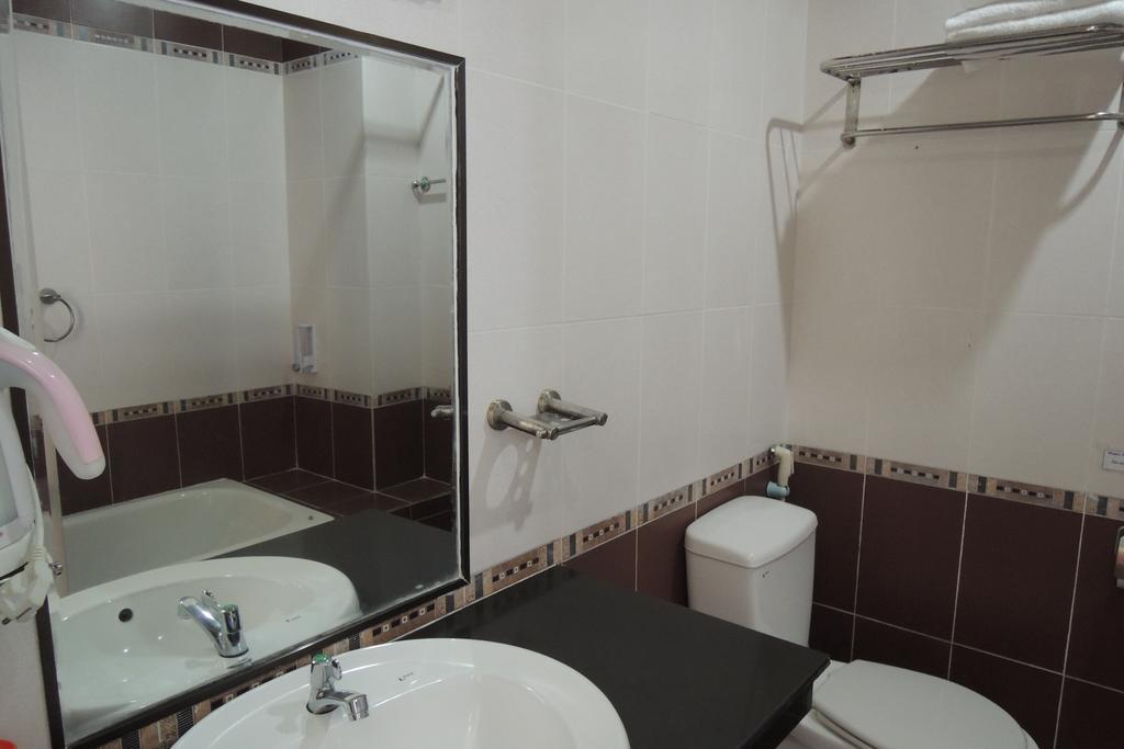 C30 Glory Hotel Να Τρανγκ Δωμάτιο φωτογραφία